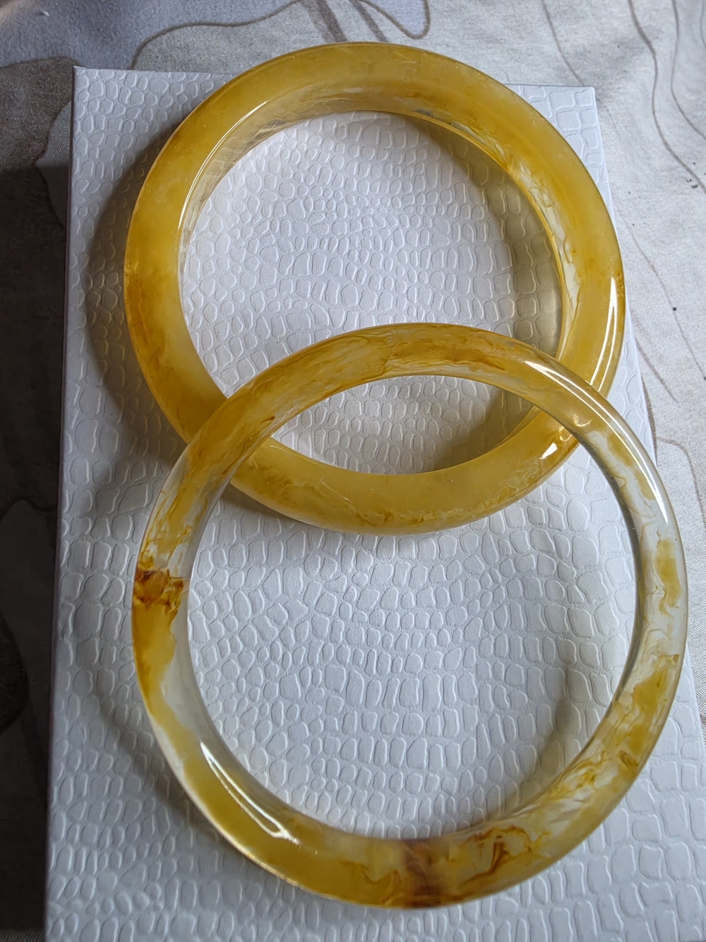 Yellow Marbled Resin Bangle Set
